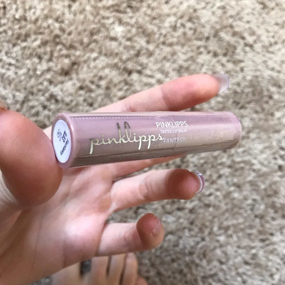 Pink lipps balm - Picture 3 of 3